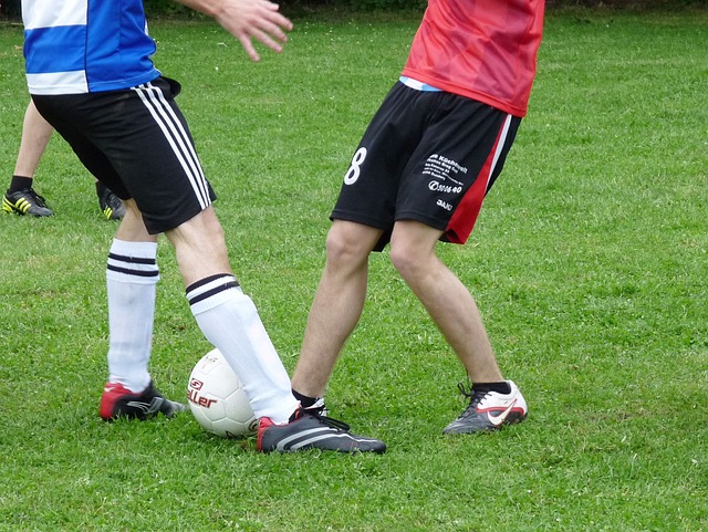 韩媒：热刺小将梁民革疑似因护照问题未能随队返回英国